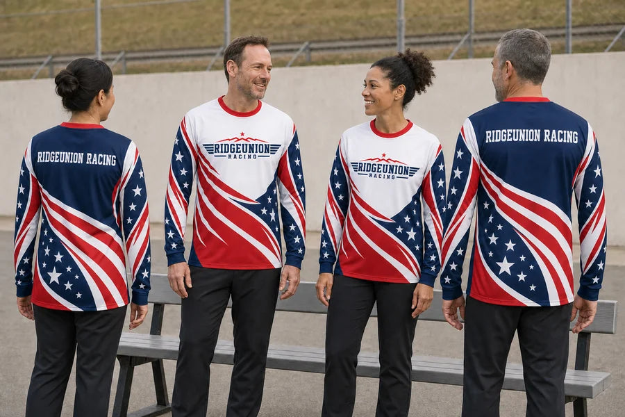 RIDGEUNION RACING team in Patriot Apex Run shirts.